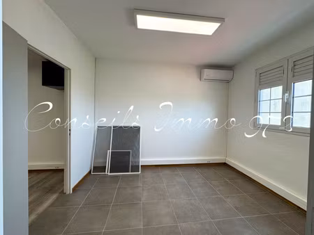 location local professionnel 10m² gros morne 97213