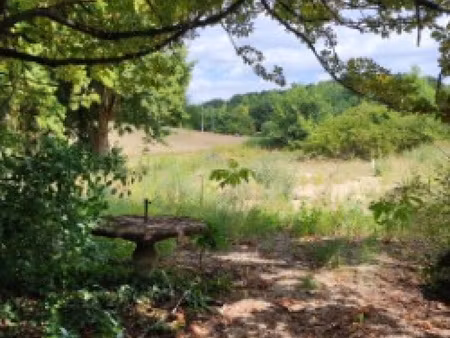 terrain surface totale 4304 m2 - dont 780 m2 constructible