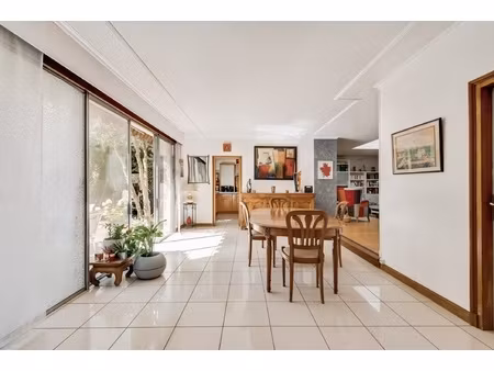 maison 7 pièces - 245 m²