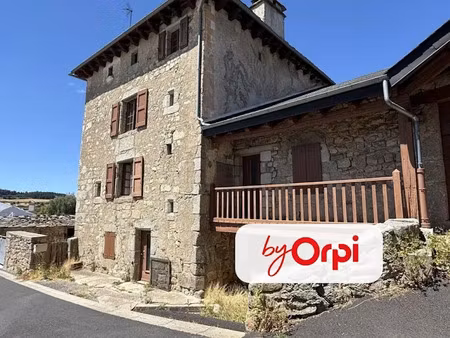 vente ferme 8 pièces 240 m² à saint-alban-sur-limagnole (48120)  185 000 €