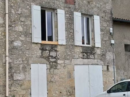 ensemble de 2 maisons de village en pierre