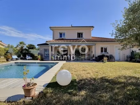 maison de luxe à vendre à mionnay