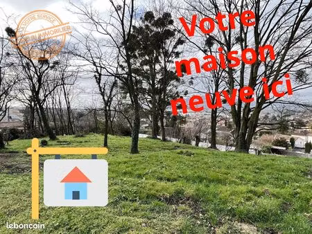 terrain 5 pièces 546 m²