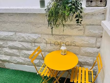 studio meublé avec terrasse et cave