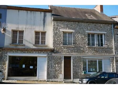 maison 8 pièces 234 m²