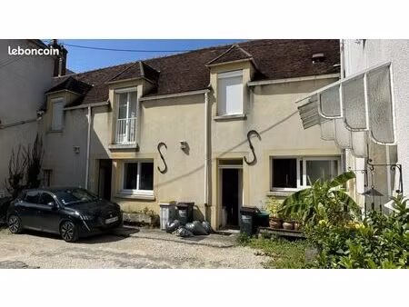 local commercial 115 m² avallon