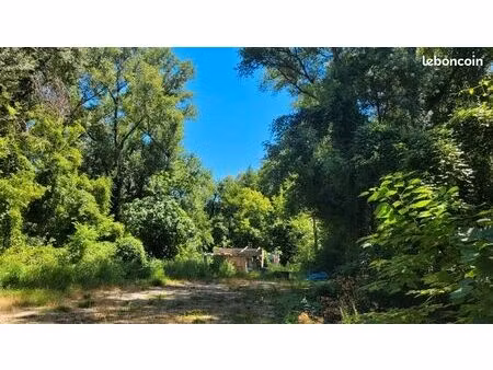 terrain 1 110 m² dions