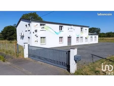 loft/atelier/surface 400 m² pompaire