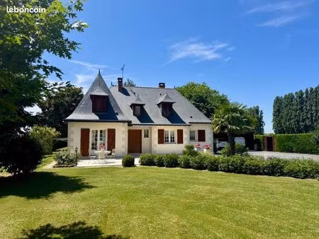 maison 8 pièces 180 m²