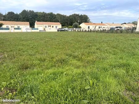 terrain 868 m² asnieres la giraud