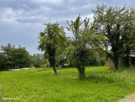 terrain 1087 m² chaillac-sur-vienne