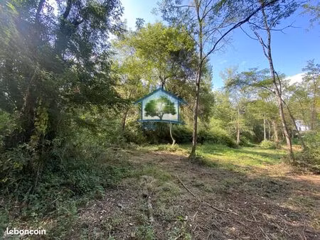 terrain 3230 m² budos