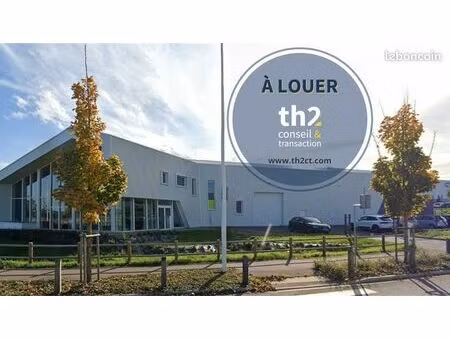 local 1200 m² marly