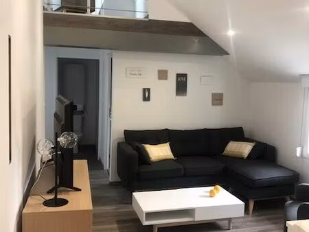 t3 meuble  sect saint remi  70m2 au sol  900 charges comprises