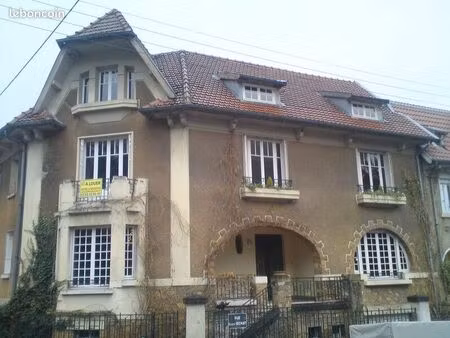 maison 6 pièces 211 m²