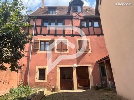 maison 10 pièces 270 m²