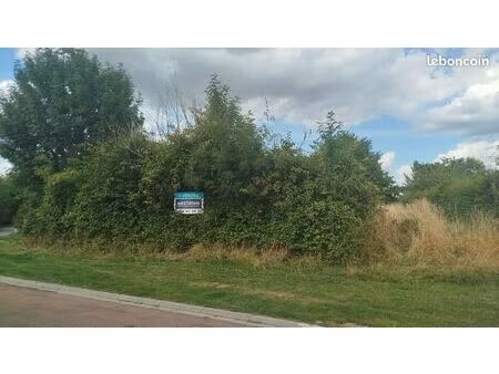 terrain 1523 m² flers sur noye