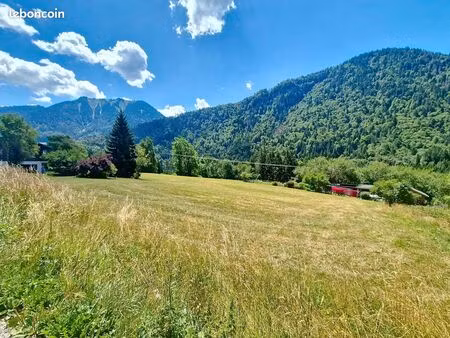 terrain 489 m² abondance