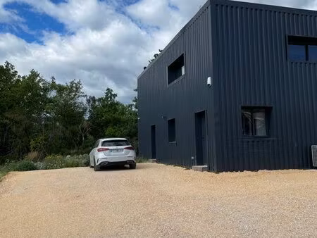 bâtiment pro avec maison