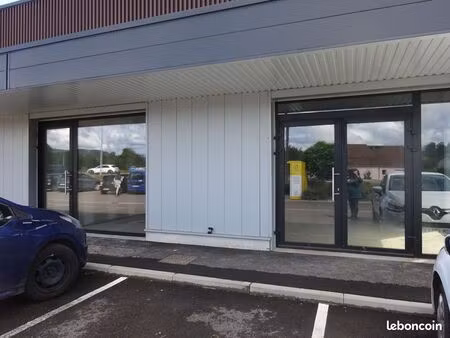 local commercial 161 m² mélisey