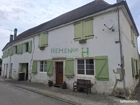 maison de village 11 pièces 206 m²