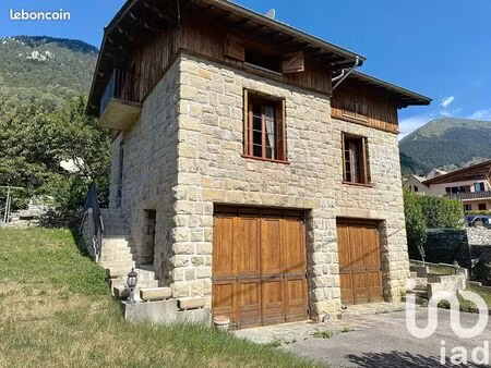 chalet 6 pièces 110 m²