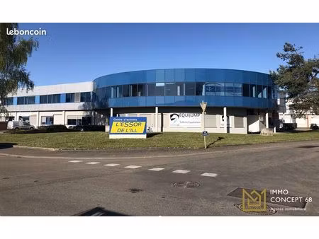 9 bureaux - 277 m² - 2 salles de réunion - stationnements privatifs