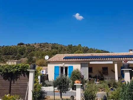 2 maisons et 3 habitations avec piscine exploité en gîte depuis 12ans