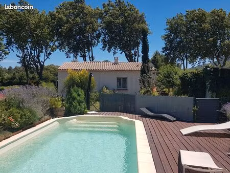 2 maisons et 3 habitations avec piscine exploité en gîte et chambres d'hôtes depuis 2014