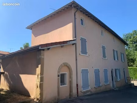 immeuble 7 pièces 149 m²