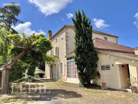 maison 6 pièces 290 m²