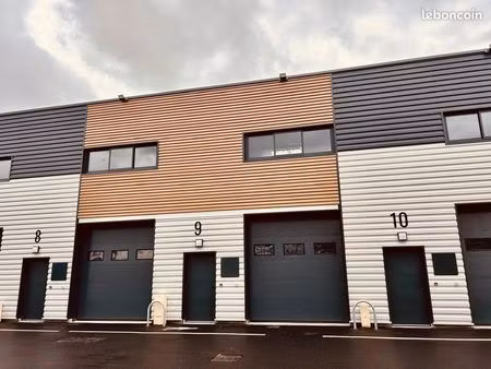 local 127 m² gradignan