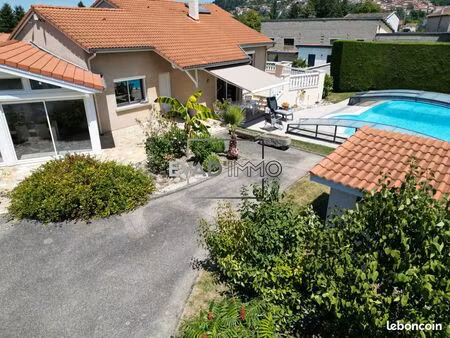 maison 6 pièces 148 m²