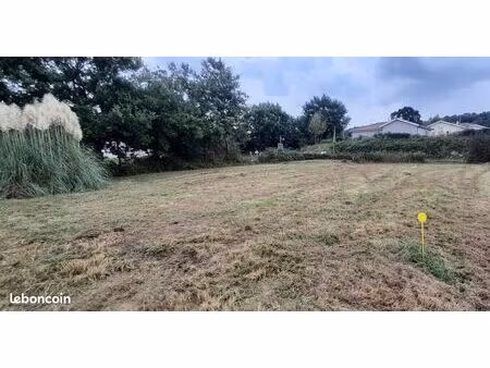 terrain 624 m² siest