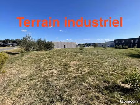 terrain 4100 m² martillac