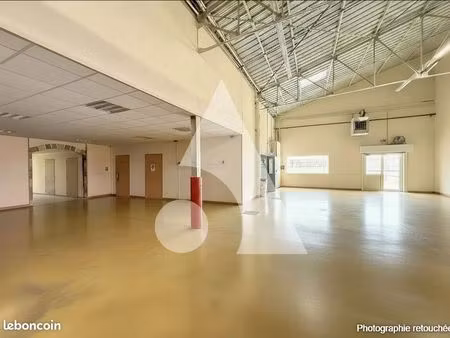 local commercial 340 m² champforgeuil