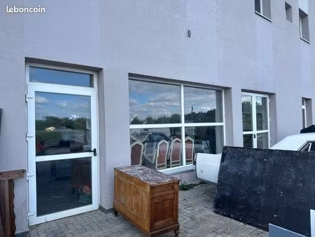 local 200m2 route principal vendenheim pour commerce