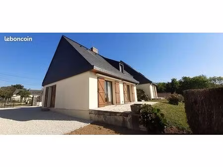 maison sur belle parcelle plantée