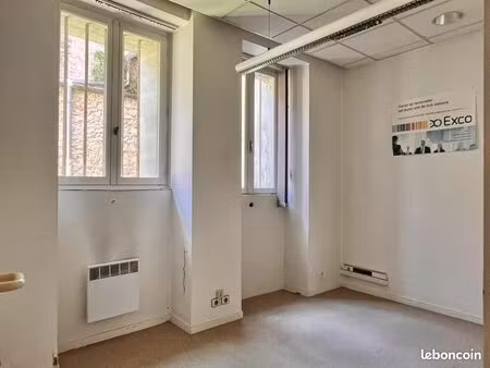 local commercial 72 m²