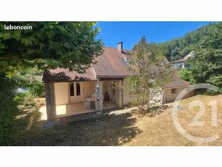 maison 6 pièces 93 m²