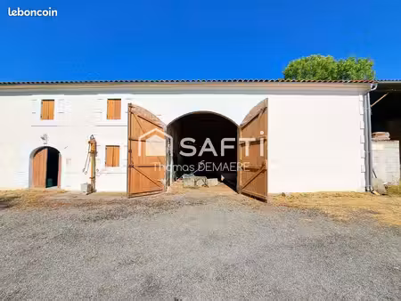 propriété 8 pièces 214 m²