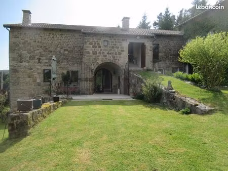 maison 12 pièces 200 m²