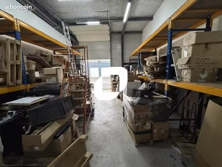 local d'activité 226 m²