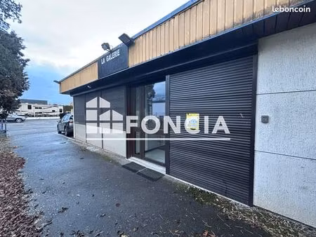 local commercial 18 m²