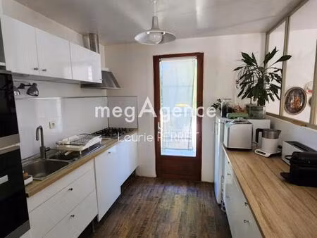 maison familiale 143 m² à villefargeau – jardin arboré 1 553 m² – 4 chambres – terrasse – 