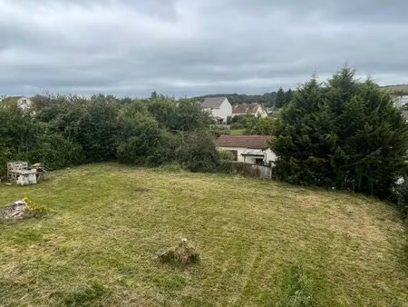 terrain 680m2 le breuil