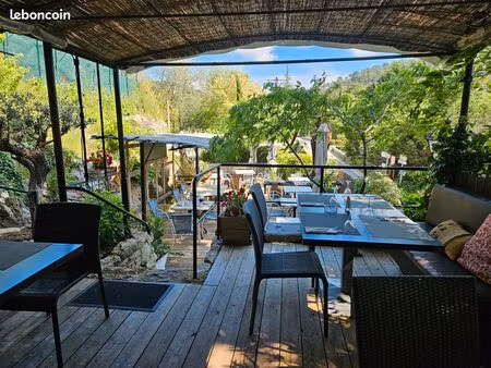 restaurant chambres d’hôtes saisonnier – entrecasteaux (83570)