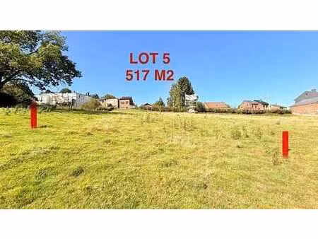 lot 5- près du centre  vue imprenable verte  permis accordé