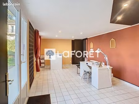 local commercial 72 m² le mesnil esnard