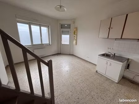 maison coron à louer